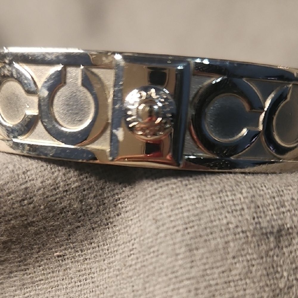 Coach Silver Logo Bracelet - Picture 2 of 5
